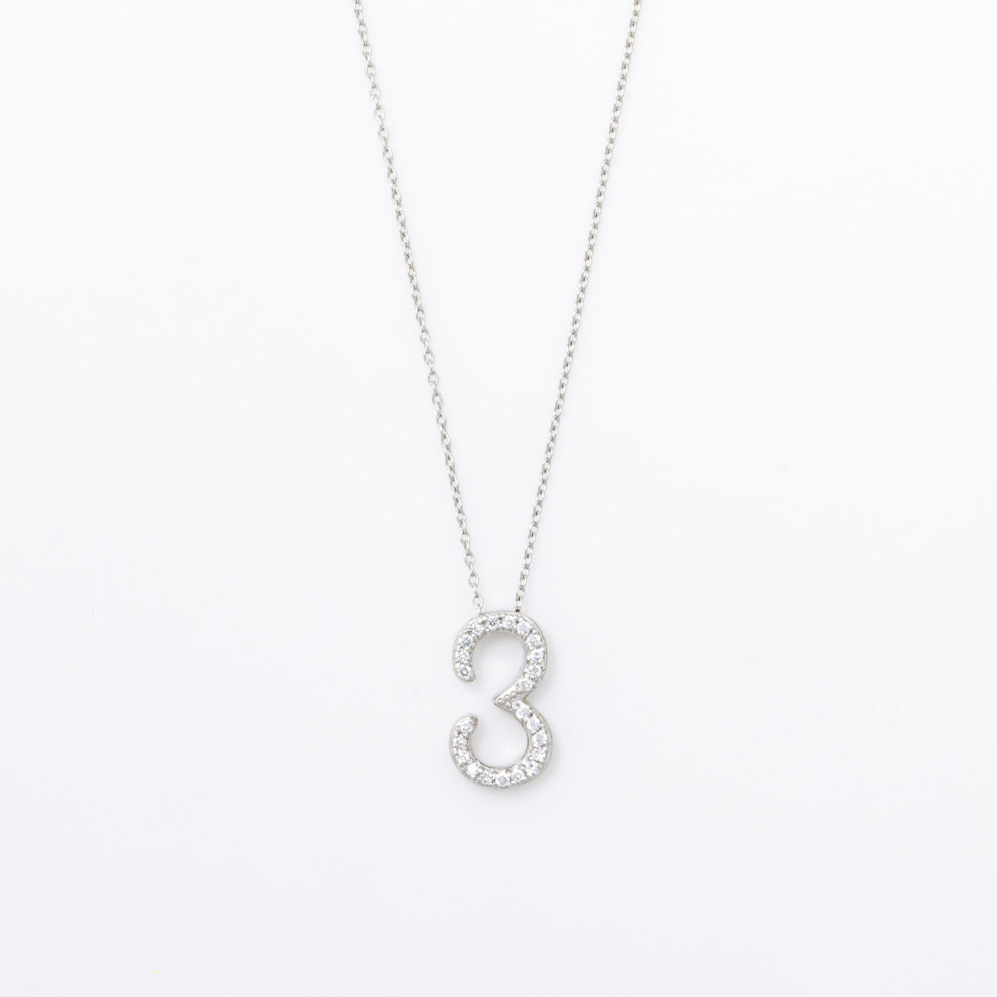 ナンバーネックレスを取り扱う ラボグロウンダイヤモンド専門店September５の数字の３のプラチナネックレスの数字ネックレス
